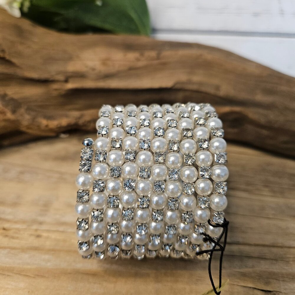 Pearl Rhinestone wide coil -wrap Bracelet - Picture 2 of 4